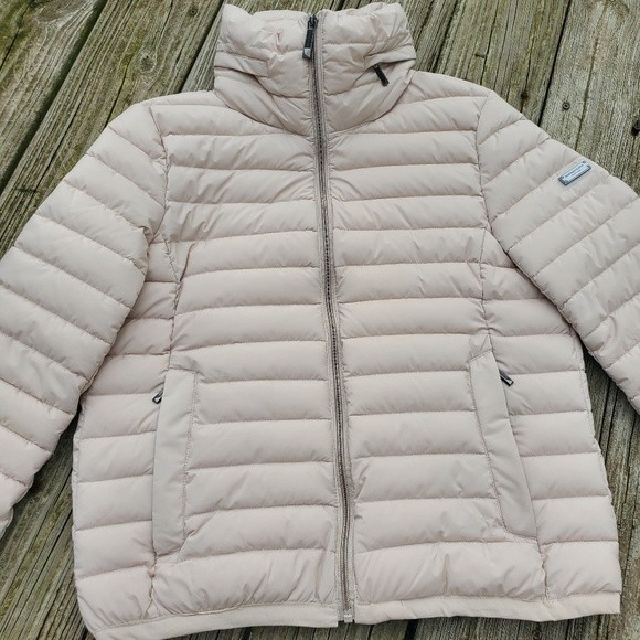 NWT BCBGMAXAZRIA Buttermilk Women's Large Puffer Coat - Picture 4 of 15